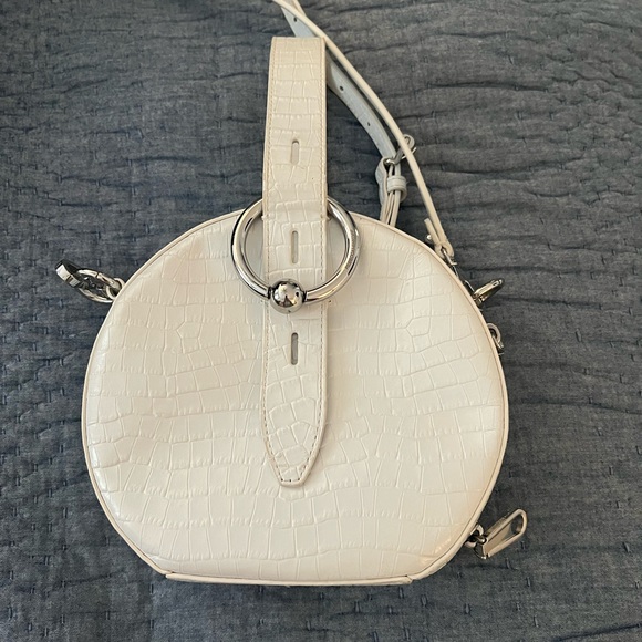 Rebecca Minkoff Cream Leather Crossbody Bag - Picture 4 of 5